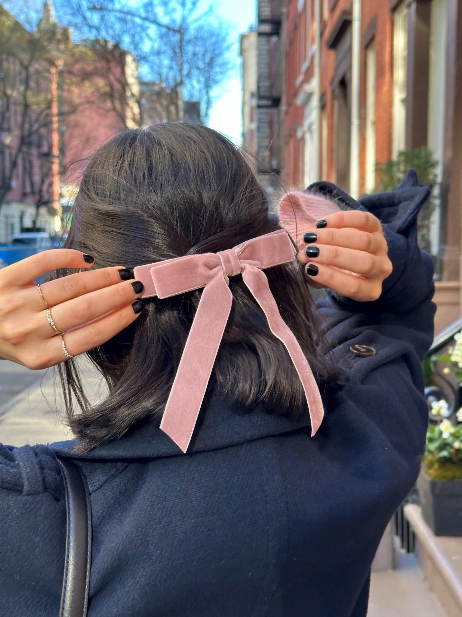 ALICE VELVET HAIR BOW - Image 4