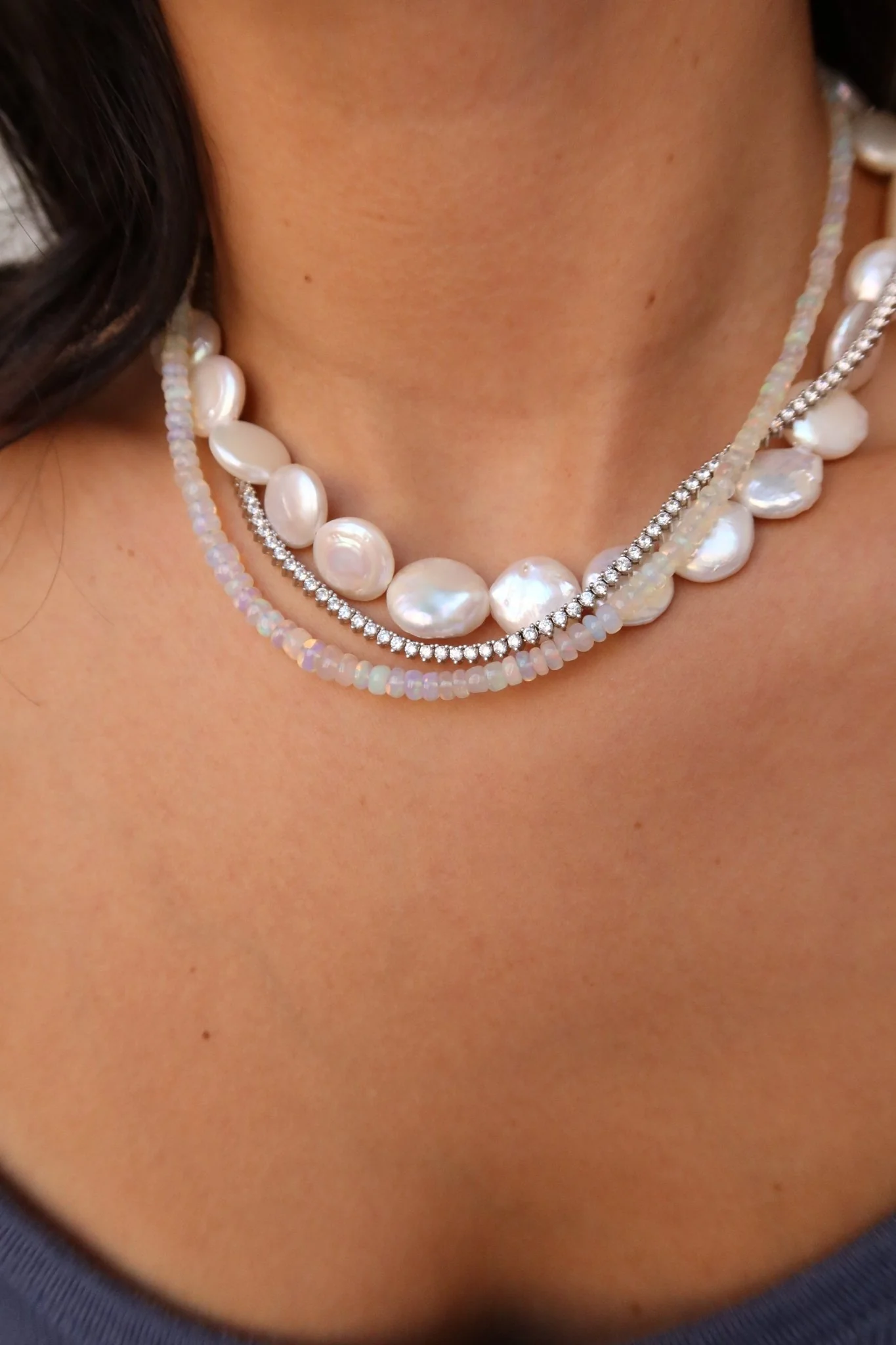 ANIKA FLAT ROUND PEARL NECKLACE - Image 6