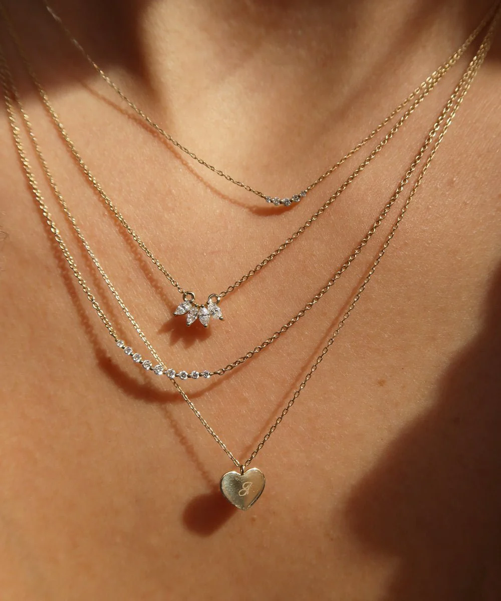 COVE MINI CURVED DIAMOND NECKLACE - Image 10