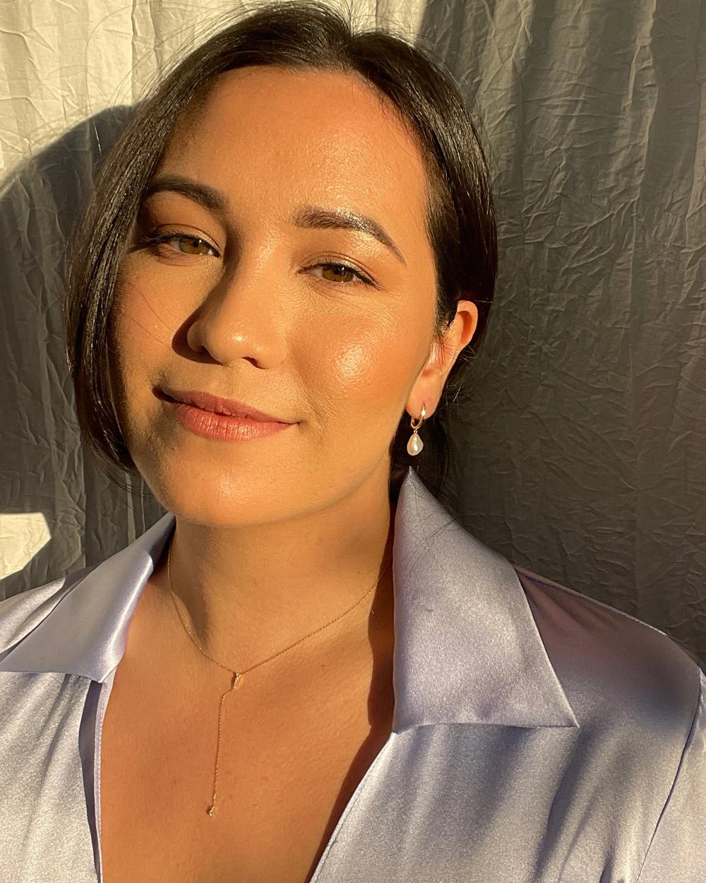 CRISTINA PEARL DROP SQUARE HUGGIES - Image 5