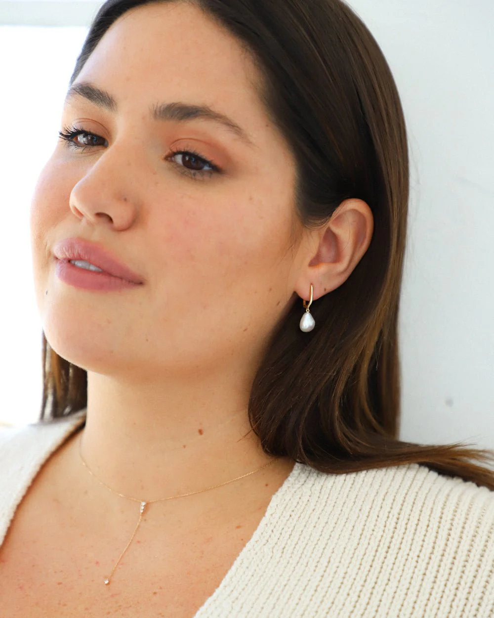 CRISTINA PEARL DROP SQUARE HUGGIES - Image 6