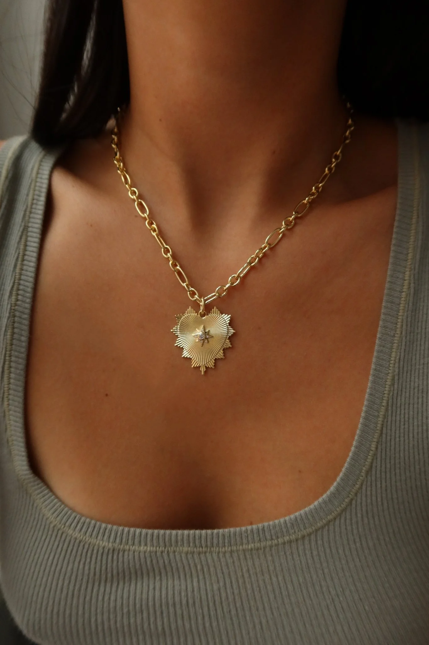 NOVA BURSTING HEART NECKLACE - Image 8