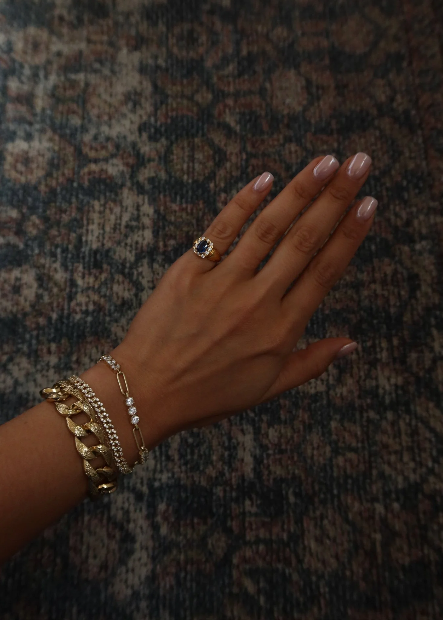 EMILY SIGNET PINKY RING - Image 5