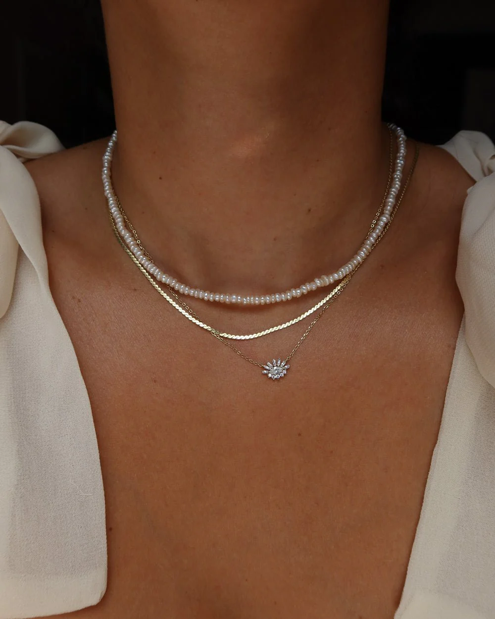 JULIA BUTTON PEARL NECKLACE - Image 11