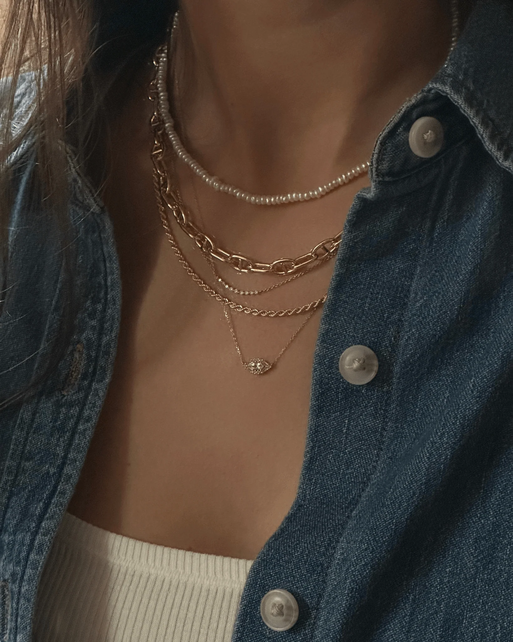 JULIA BUTTON PEARL NECKLACE - Image 5