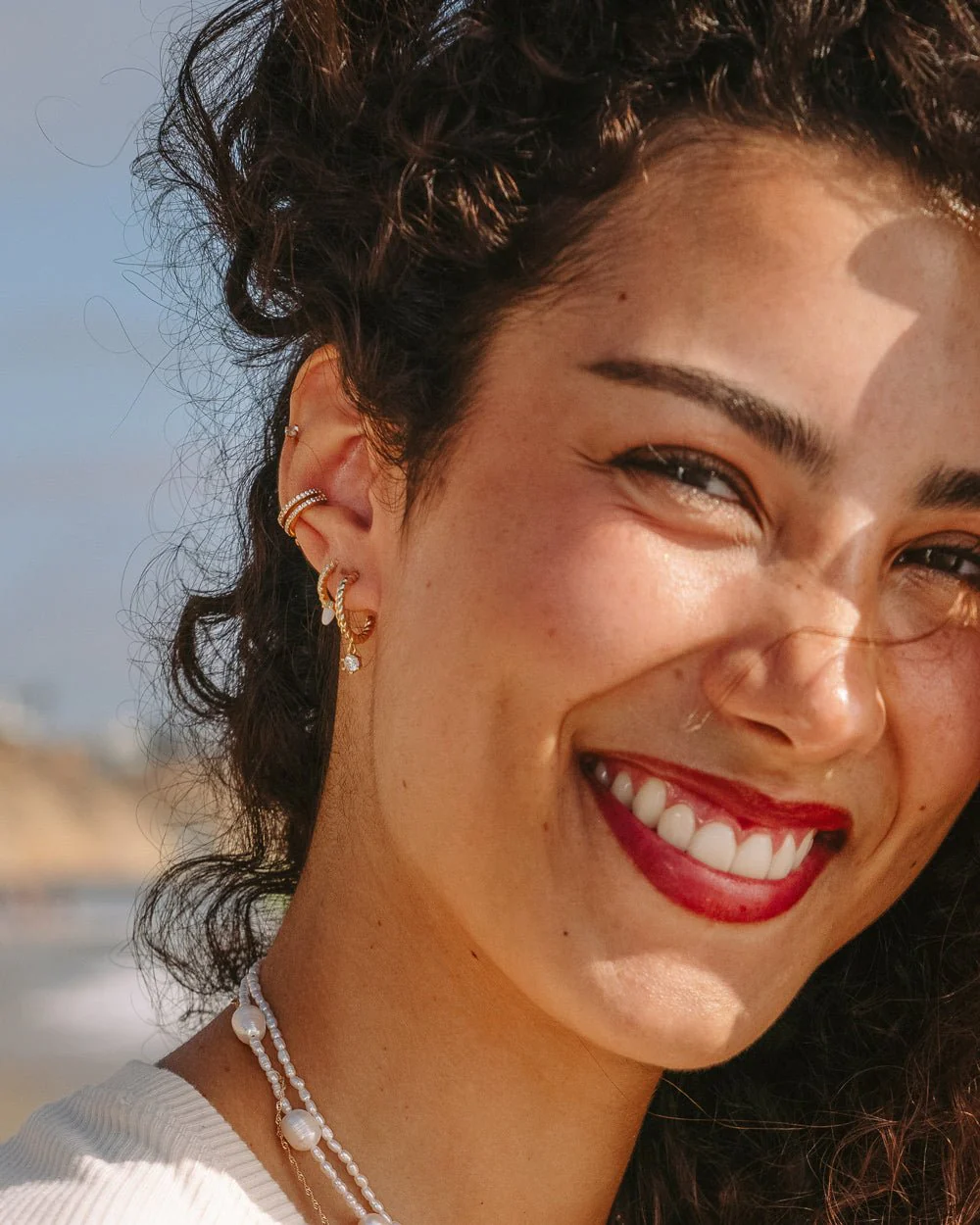 LILLA OPAL SPIKE PAVÉ HUGGIES - Image 11