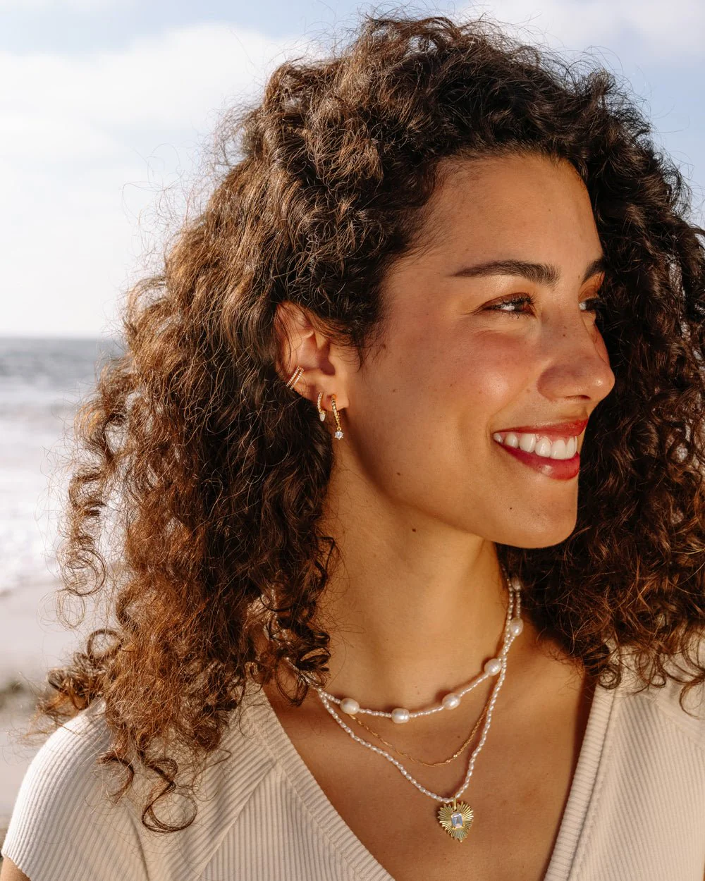 LILLA OPAL SPIKE PAVÉ HUGGIES - Image 13