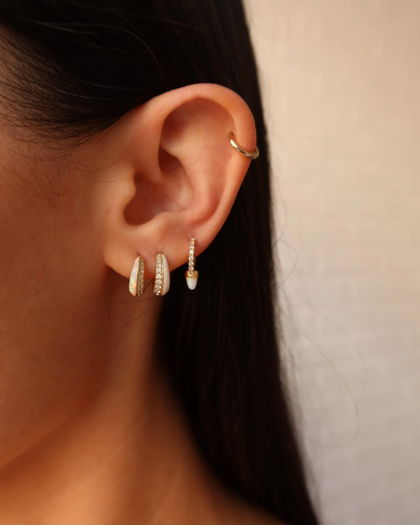 LILLA OPAL SPIKE PAVÉ HUGGIES - Image 8