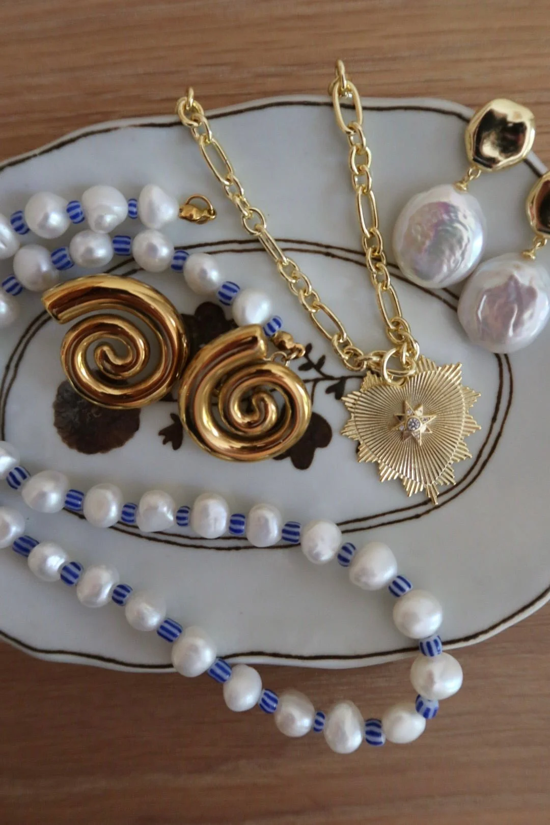 LUCIA SPIRAL STATEMENT STUDS - Image 5