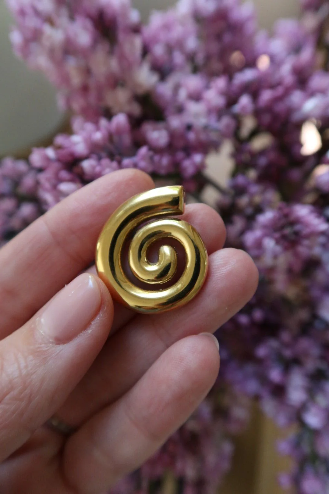 LUCIA SPIRAL STATEMENT STUDS - Image 6